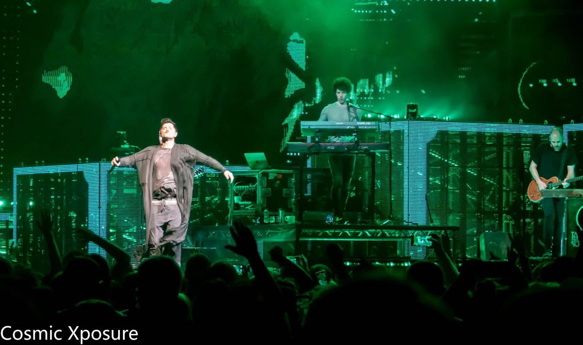 CosmicXposure's tweet photo. Tonight is the night weโre gonna paint the town Green @TheScript_Danny @glenofthepower @thescript @MotorpointDiff #concertphotography #thescript #thescriptfamily #cardiff2022 #cosmicxposure https://t.co/mHZDdGWPda