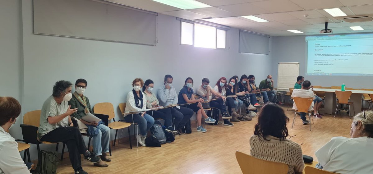 Emi (@emi_elprat) on Twitter photo Sessió amb professionals de l’EAP 17 de setembre i facilitadores de prescripció social de l’ <a href="/ajelprat/">Ajuntament del Prat</a> treballem plegades per proporcionar a la ciutadania una millor atenció #SomSapDelta #FemComunitaria Sessió amb professionals de l’EAP 17 de setembre i facilitadores de prescripció social de l’ <a href="/ajelprat/">Ajuntament del Prat</a> treballem plegades per proporcionar a la ciutadania una millor atenció #SomSapDelta #FemComunitaria