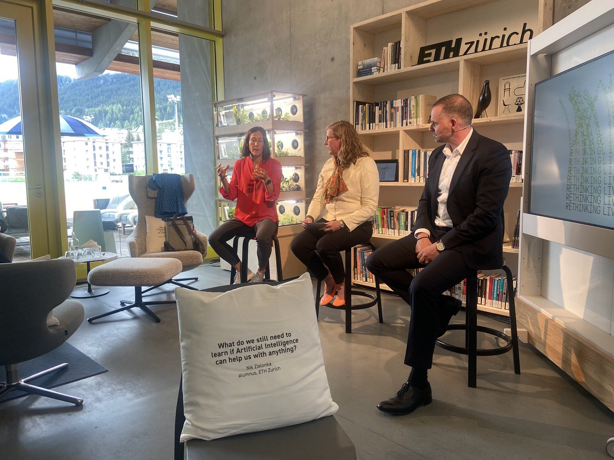 _YLMV_'s tweet photo. 3 key components for digital self-determination insightfully articulated by @MayaBundt at today’s @ETH_en #rethinkingliving #wef22 panel discussion w/ @MartinBosshardt & @girodchatterbox:
1. Laws & regulations
2. Infrastructure & access
3. Knowledge/understanding & transparency https://t.co/5krhTyDPkq