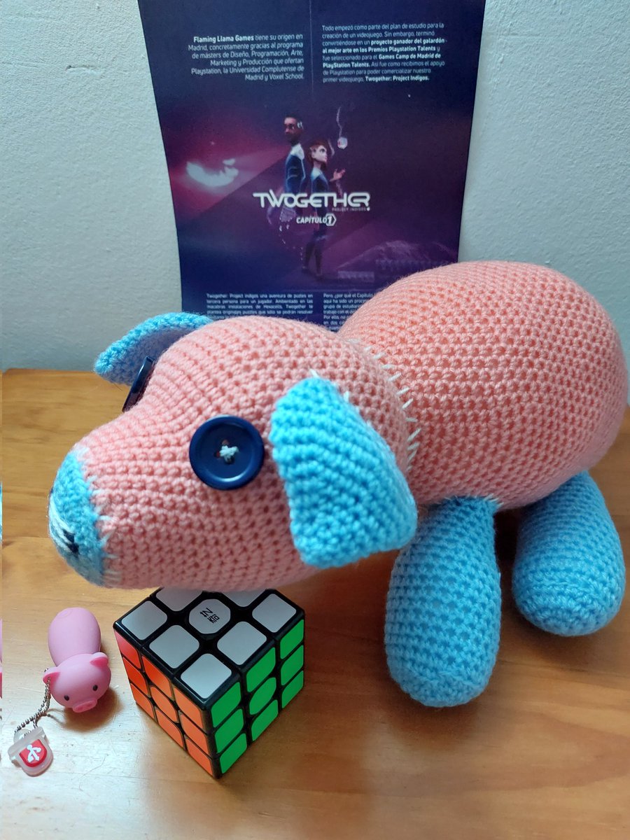 Maxmalo's tweet image. Ya me llegó el press kit de #TwogetherPS Que incluye estas chuladas 😍 ¡muchas gracias a @PSPlusES, @PSTalents y @TwogetherGame! ... con ganas ya del Capítulo 2 😜🥰