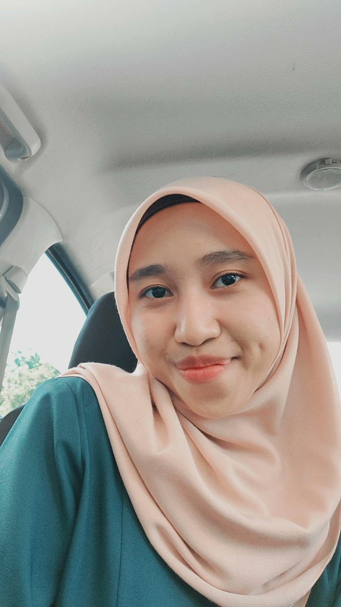 roses_shoppee's tweet photo. Bila pakai tudung, selain material tudung yang elok. Scarf tudung pun mainkan peranan untuk awning tudung nampak lebih kemas and kita pakai pun selesa 🥺

#rosesshopee

I jumpa satu scarf yang material best and RM15 only 🤌 https://t.co/30ctBx5FTm