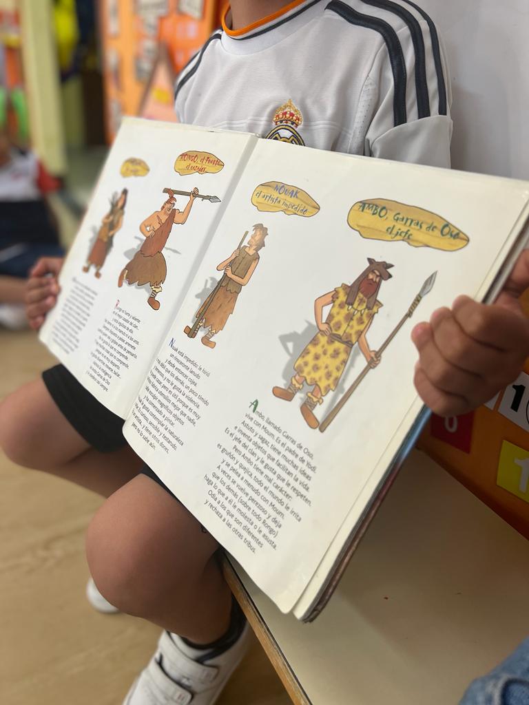 También os enseñamos las cosas tan chulas sobre la Prehistoria que estamos trayendo a clase...
¡Graciasfamilias! 😍
#educacioninfantil #4años #proyectoprehistoria