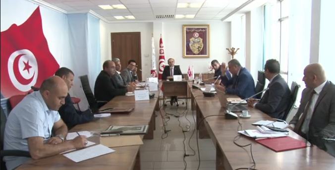 TapNewsAgency's tweet photo. #Tunisia: @ISIETN Board approved at its meeting Wednesday a proposal on assigning a team from outside the commission the task of monitoring the process of checking the electoral register, incl. representatives of #INPDP, #CNI, Court of Auditors & Interior Ministry. #TAP_En https://t.co/pECh5JkvIm