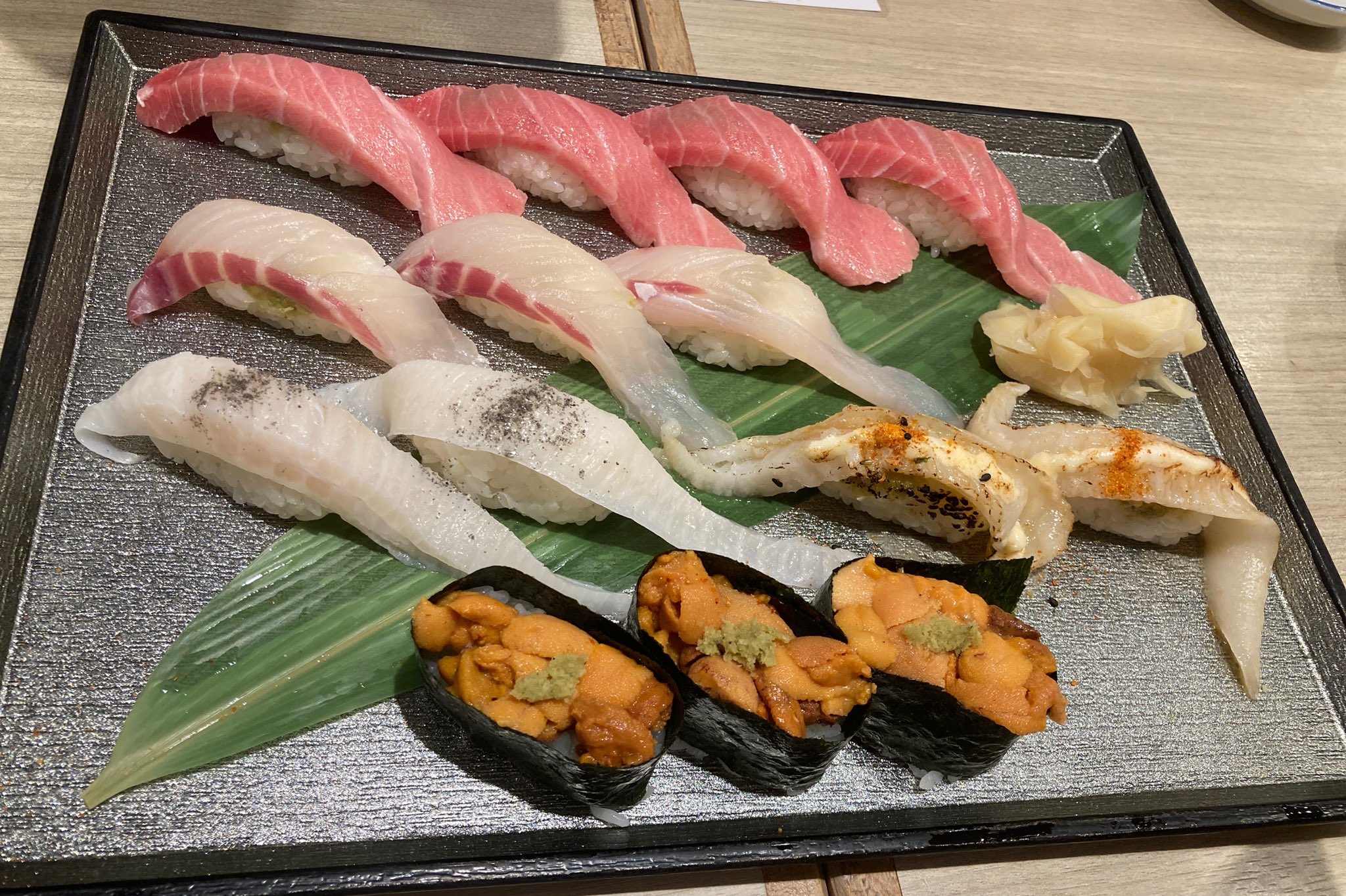 Nutmeg お寿司食べ放題 炙りえんがわが美味しすぎて 何回もオーダーしてしまった ネタも大きいし 大満足 美登利寿司 みどりずし お寿司食べ放題 銀座お寿司 女子会 銀座寿司 T Co Thartihheu Twitter