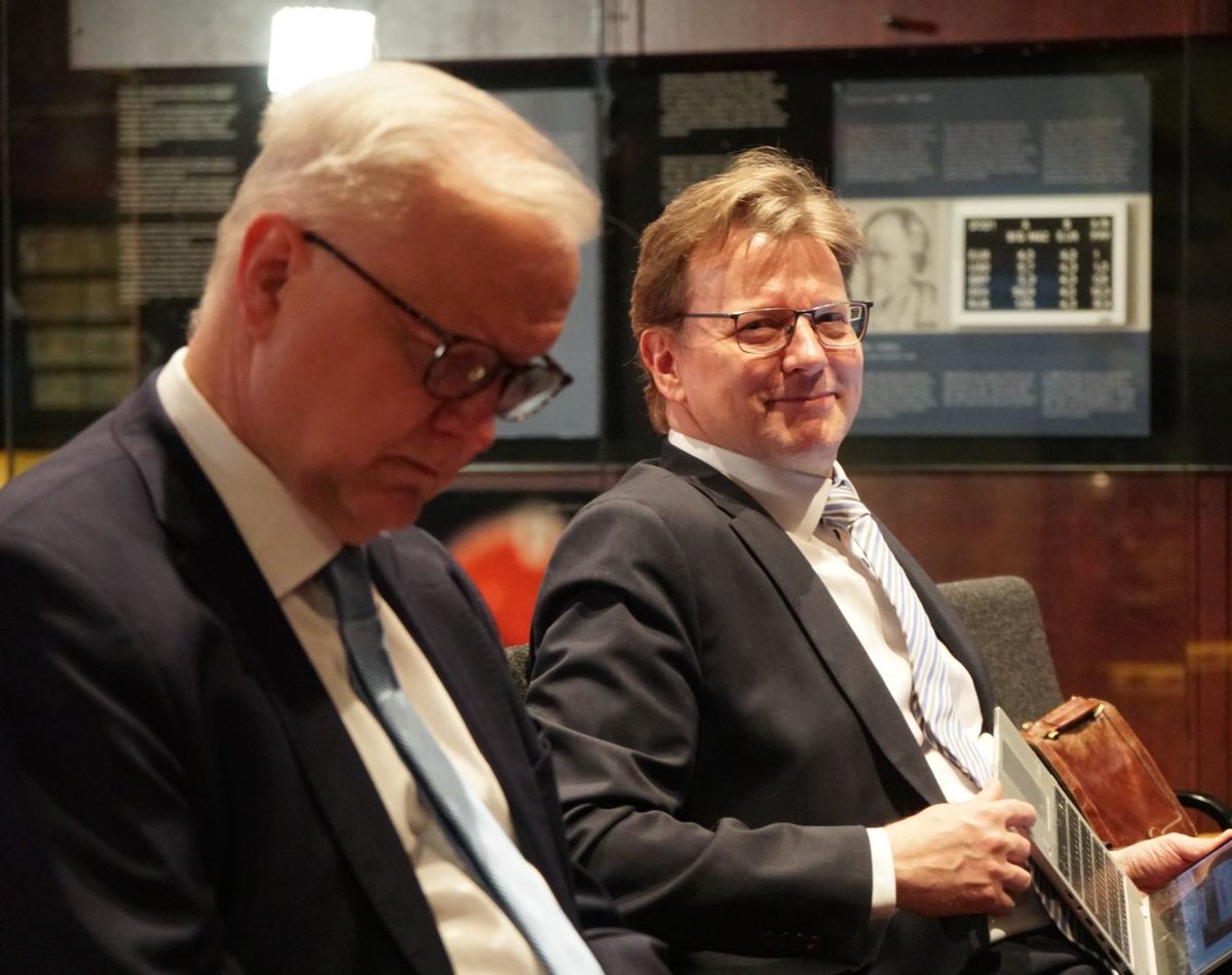 "Payments are the most important use case of our lives." - Christian Pirkner (Bluecode/EMPSA). 💳 Kiitos paljon kaikille <a href="/SuomenPankki/">Suomen Pankki</a> #maksufoorumi'n puhujille ja osallistujille! Tilaisuuden tallenne on katsottavissa täältä: youtu.be/UuinuycE9-w