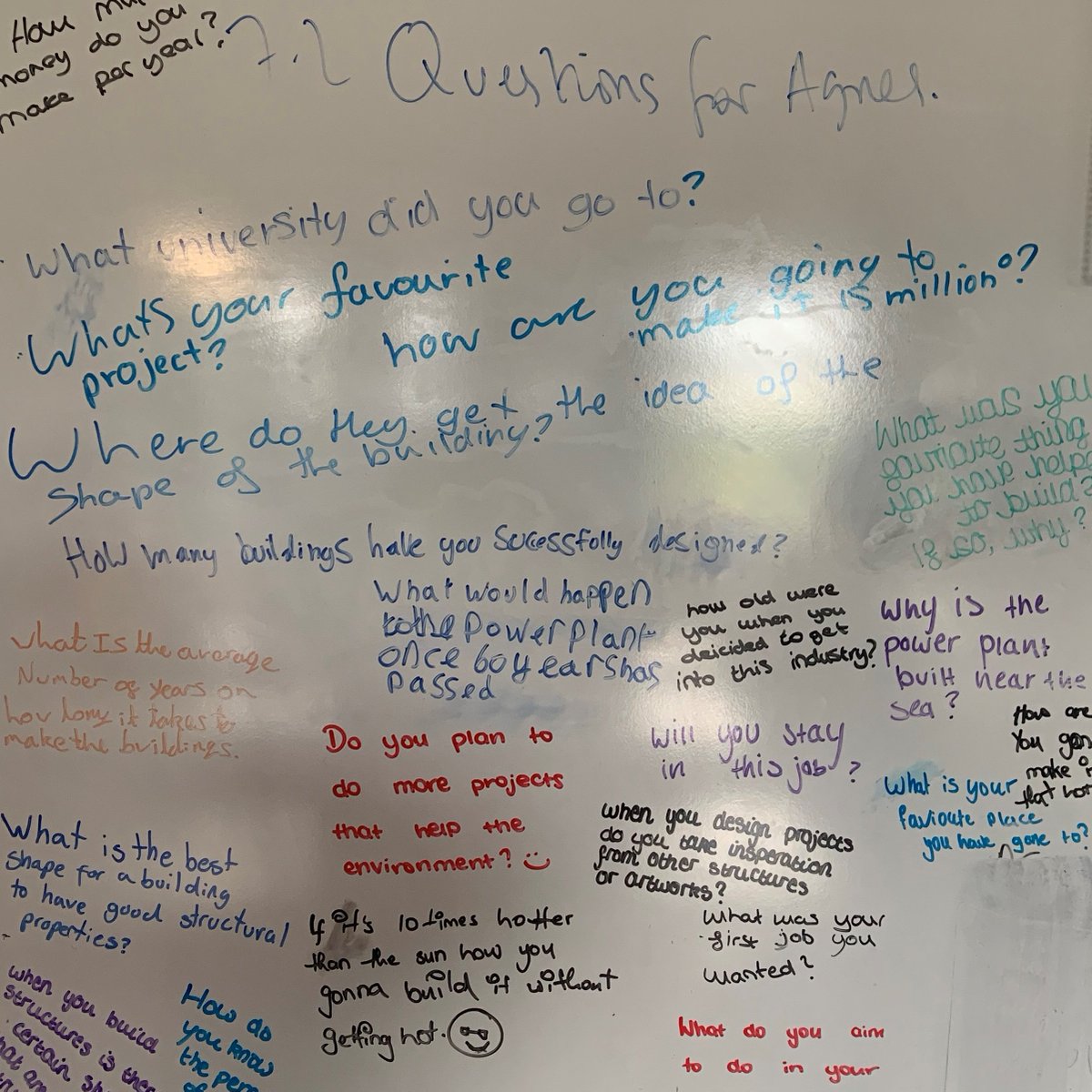 SWCareersHub's tweet photo. 👀Look at this whiteboard full of questions, inspired by #MathsAmbassador Agnes from Atkins! @rkmoyna at @NovaHreodUL welcomed Agnes to run Live Q&amp;A sessions with her Year 7 students this week, explaining how #Algebra is contributing to a carbon-neutral future. #MathsCareers https://t.co/NefK9hUxOk
