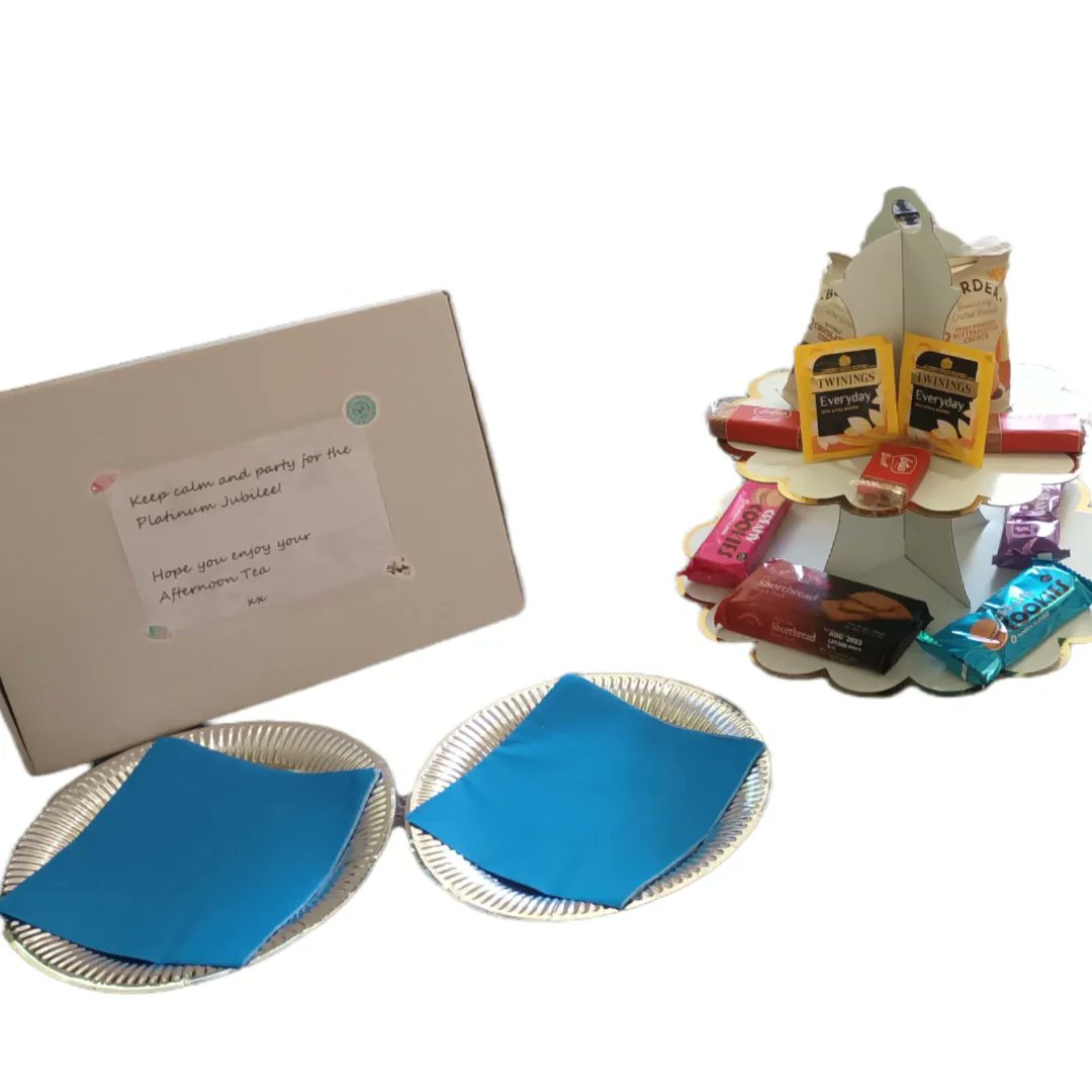 ExemplaryMade's tweet image. 👑 Queens Platinum Jubilee Afternoon Tea 👑 

Orders are coming in thick and fast for our Afternoon Tea Box. They are now available to order via etsy.com/uk/shop/Exempl… 🎁 

You can also message us and place your order 📱 

#queensplatinumjubilee #QueensJubilee