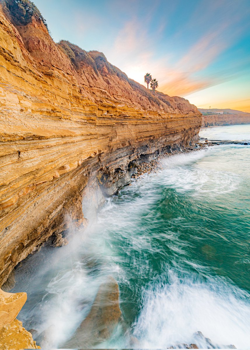 Sunset Cliffs in San Diego, 120,000 years in the making. 

1/1 #NFT (0.25 ETH)

opensea.io/assets/ethereu…

#nftphotography #nftphotographer