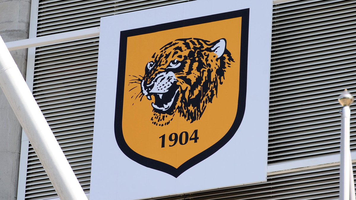 secondtierpod's tweet photo. Hull are lining up a friendly with Ukraine’s Shakhtar Donetsk.

Money raised from the game will support people impacted by the Russian invasion.

👏👏👏

(Via: @bazdjcooper)

#HCAFC https://t.co/vH2DhUXHhi