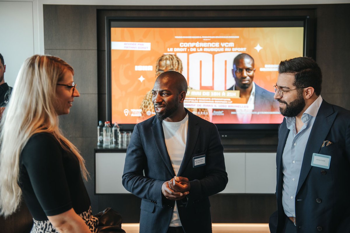 YChangeMaker's tweet image. Retour en image sur la conférence Young Change Maker avec @Isha_officiel et @BadSambague dans les bureaux de @Freshfields à Bruxelles. 🇧🇪