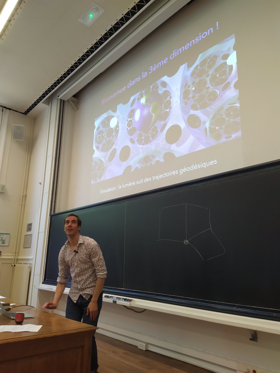 Adrien_Rossille's tweet photo. Ce matin, immersion dans des géométries non-euclidiennes à l'@InHenriPoincare ! 😮
Rémi Coulon @LaMiReMiMath @CNRS @UnivRennes1 a animé une conférence captivante avec des vidéos envoûtantes pour imaginer des mondes basés sur d'autres géométries 🧐🤨
@GavageSylvie @INSMI_CNRS https://t.co/aYPZNqR4yD