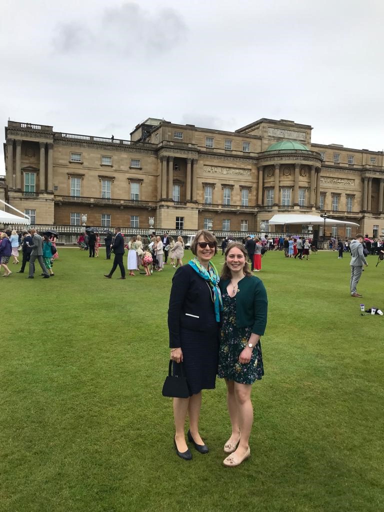 BedfordGirlsSch's tweet photo. For the first time since 2019, @DofE Gold participants, who completed all five sections of the Gold award, were invited to Buckingham Palace for a formal award ceremony on Friday 20th May. We are so proud of our all our incredible #BGSAlumnae who received this prestigious award! https://t.co/llMgVyTMHu