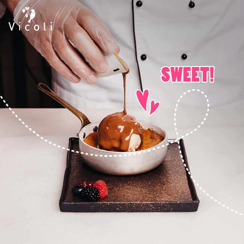 Mastering the art of chocolate.

المعنى الحقيقي للفن.
.
#Vicoli #ksa #saudiarabia #saudifoodies #saudilife #riyadh #khobar #riyadhrestaurants #khobarlife #italian
.
#المملكة_العربية_السعودية #فيكولي #الرياض #الخبر