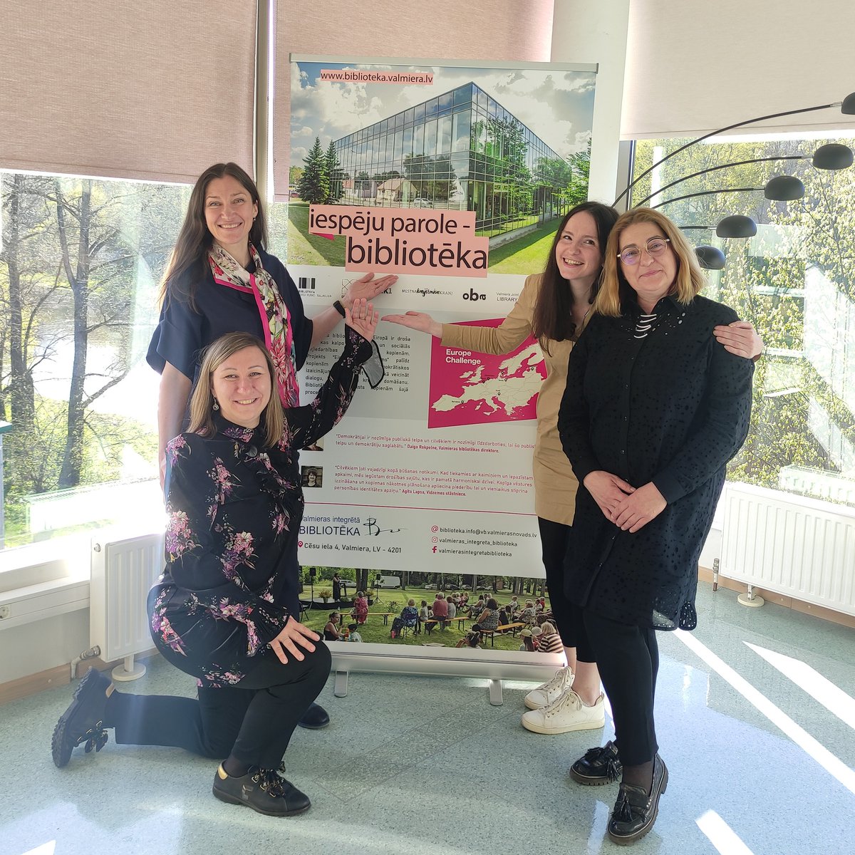 Šī gada 9. maijā Valmieras bibliotēka aicināja Eiropas Kultūras fonda pilotprojektā "Eiropas izaicinājums 2021" iesaistītos kopienu locekļus un bibliotekārus piedalīties <a href="/fondsDOTS/">fonds DOTS</a> organizētajos dialogu apļos “Kas mani stiprina pārmaiņu laikā”

Plašāk: ➡ ieej.lv/Eiropas_diena_…