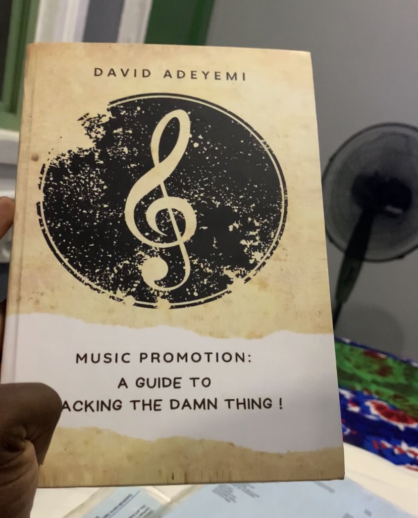 AdeyemiDavid_'s tweet photo. Are you and artiste and you’ve not bought my book yet? Or you’ve not consulted me for your PR or promotion? You’re missing out, big time.

Visit https://t.co/Hve5RDC5nL to get a copy ✌🏾 https://t.co/nYjvvT8r1U