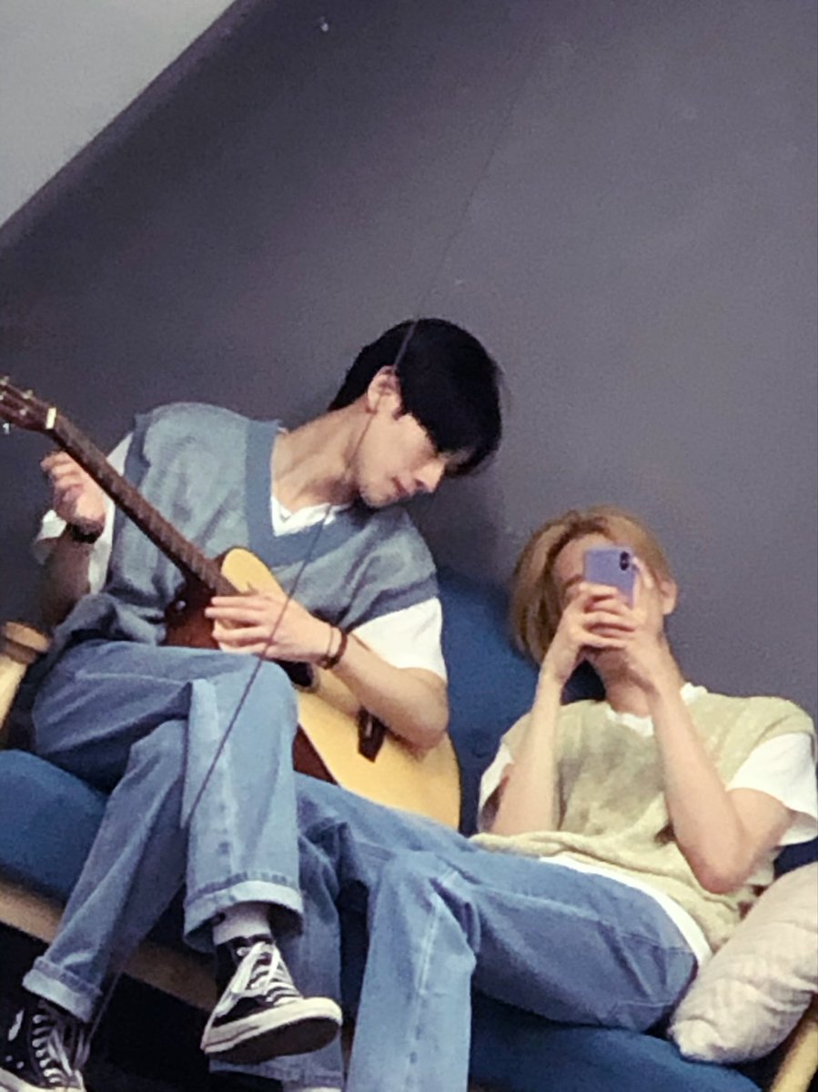 WH1TEgo1d's tweet photo. 펙페스할사람…
(여기서부터 잔인함)
밳금할사람!! https://t.co/bTAETMumTu