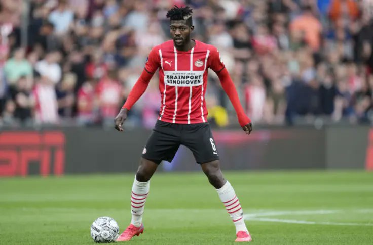 Nickolas tweet media