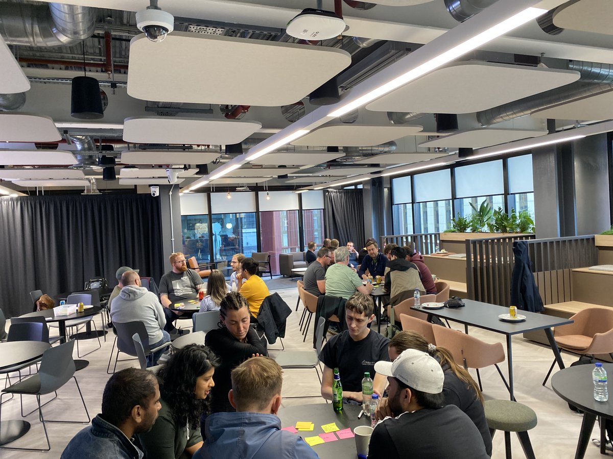MartinSperrin's tweet image. Massive thanks to our panelist’s tonight @eggsy84 @DaveWhyte_DW @VarunaVenkatesh @poolieweb and our host @raj_fowler
Now onto lean coffee, looking forward to the discussions!