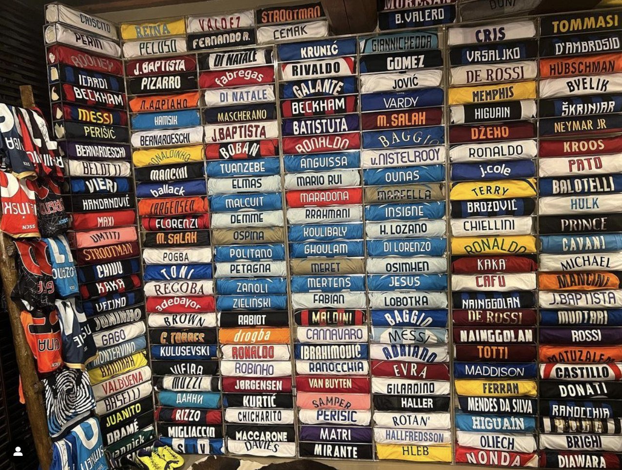 Real Madrid Info Luciano Spalletti Coach Of Napoli Exhibited His Historic Shirt On Instagram There Are Those Of Ronaldo Kroos Jovic T Co Mbhbx03bha Twitter Real Madrid Info Luciano Spalletti Coach Of Napoli Exhibited His Historic Shirt On Instagram There Are Those Of Ronaldo Kroos Jovic T Co Mbhbx03bha Twitter