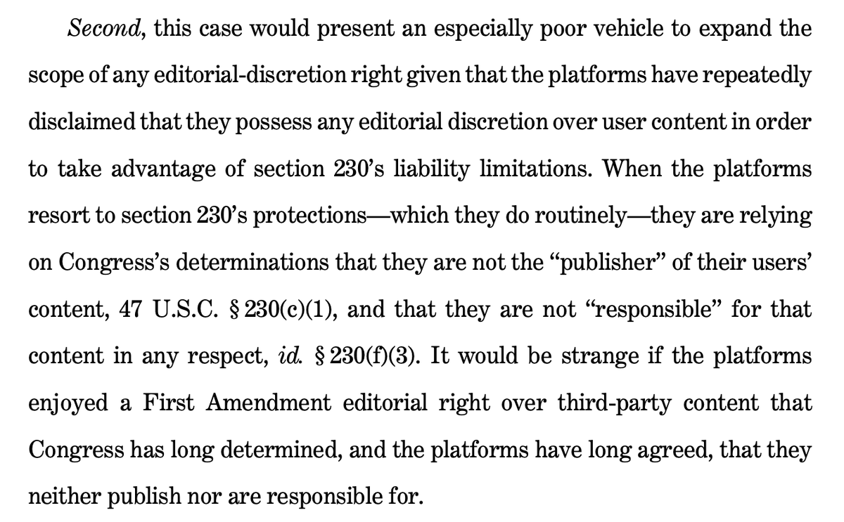 adamkovac's tweet photo. There's a bogus myth that platforms' editorial rights under 1st Am are at odds with Sec 230 protection over user content. They're not.

No surprise - AG @KenPaxtonTX repeated it ↙️ 

Surprised that @CommonSense just did as well, against CA's "social media addiction" bill ↘️ https://t.co/sNNQnyvVyZ