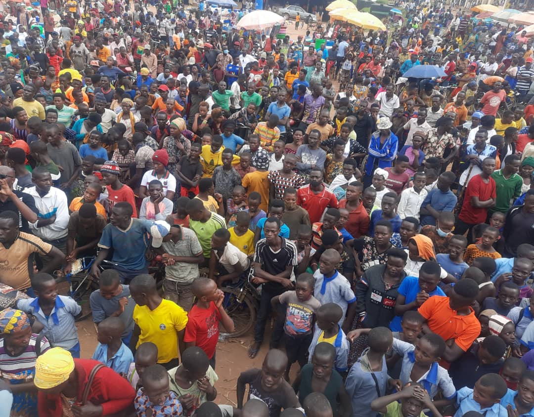 Abatirage bo mumurenge wa Rukumbeli/ Ngoma District kuri uyu wa 25.05.2022 kubufatanye na RCN (Justice &amp; Democratie)bakanguriwe gukemura amakimbirane mubwumvikane, uburenganzira k'umutungo w'abashakanye n'uburenganzira bw'Umwana ufite ubumuga.
<a href="/NgomaDistrict/">Ngoma District</a>
<a href="/RwandaEast/">𝐄𝐚𝐬𝐭𝐞𝐫𝐧 𝐏𝐫𝐨𝐯𝐢𝐧𝐜𝐞 | 𝐑𝐰𝐚𝐧𝐝𝐚</a>