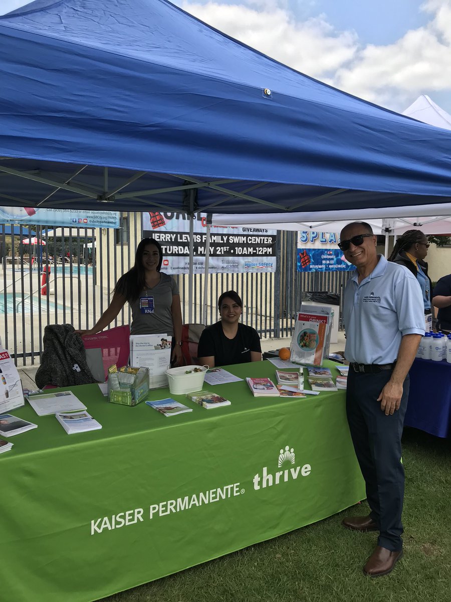 KPSanBernardino's tweet photo. Last Saturday we partnered with the City of San Bernardino and supported to kick off to summer with a grant of $59,500 to #OperationSplash! 

This year, we are happy to present a grant for $59,500. This grant will be funded over 18 months to cover two summers.

#kp #proudtobesbc https://t.co/fMzQvmBNhj