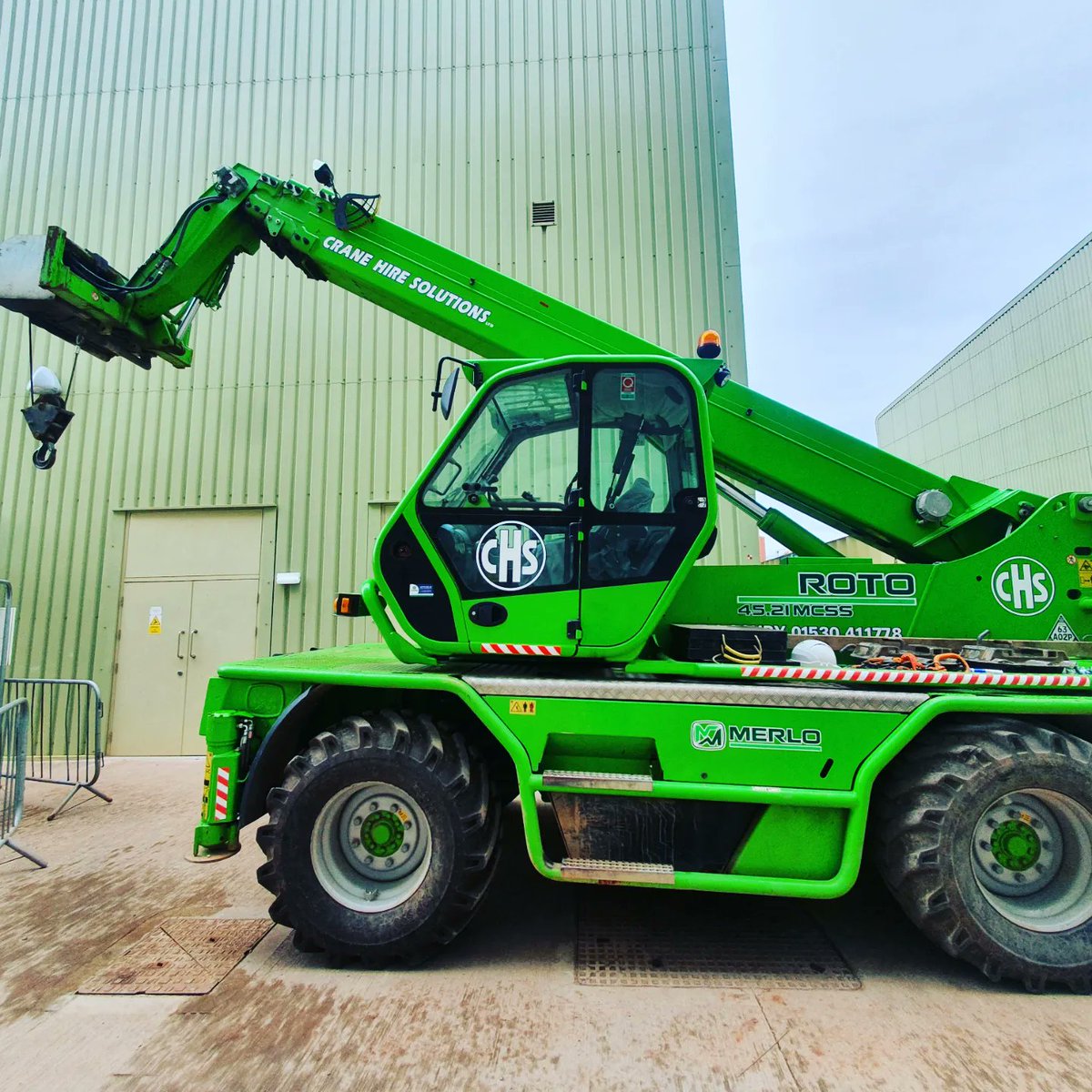 Thinking of hiring a roto for your next project? Give Crane hire solutions a call on 01530 411778 #Merlo #Roto #telehandler #forklift