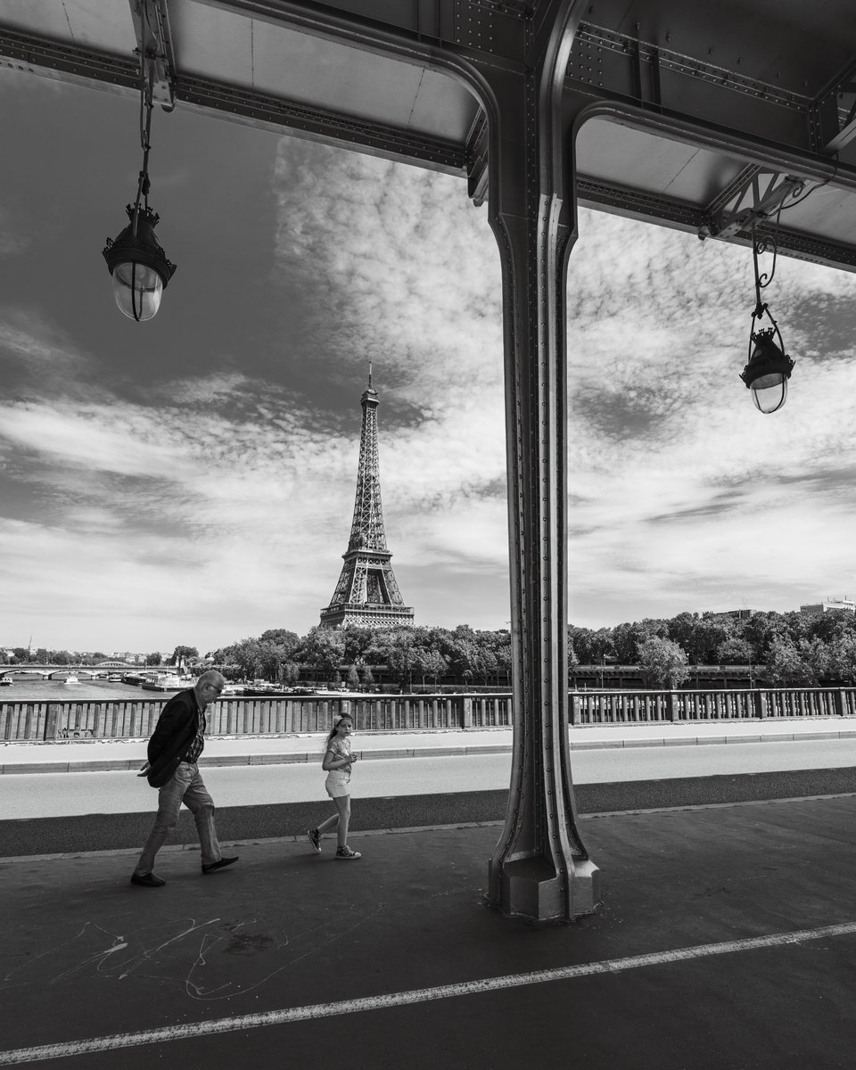 AnatolStruna's tweet photo. Paris https://t.co/lJ98PAOtYB