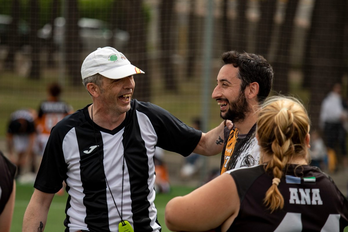 GrizzliesAvila's tweet photo. Esta es la grandeza del Football. Amistad, buen humor, alegría y disfrutar de los que te gusta con muy buena gente.
📸 @SOYCARLOSCGM
#Ávila #HazteNaranja #BeAOrange #AlwaysAFighter #Youth #FlagFootball https://t.co/ePCwxT7p88