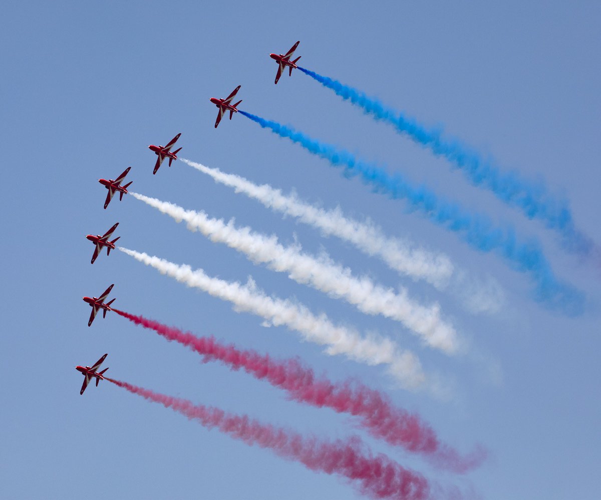 Congratulations! The <a href="/rafredarrows/">Red Arrows</a> have successfully completed their annual assessment, known as Public Display Authority (PDA). 2022 will be the busiest season in four years, with more than 65 displays across the UK and beyond. Well done to all involved! 🔴⚪️🔵