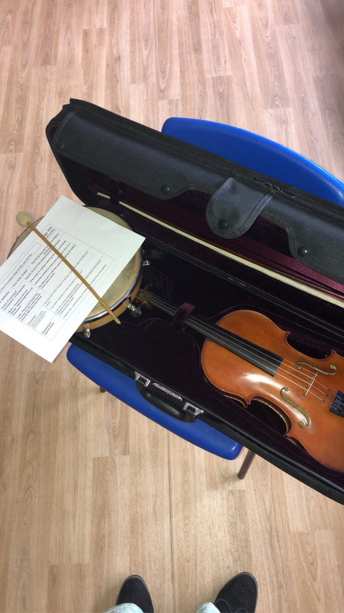 MissAOConnor's tweet photo. Taught my 1st music lesson today, so glad my class loved it and hearing me play and sing ☺️🎻🎤🥁So glad it was a success. Can’t believe my placement is almost over 🥺 https://t.co/GItWx36hd5