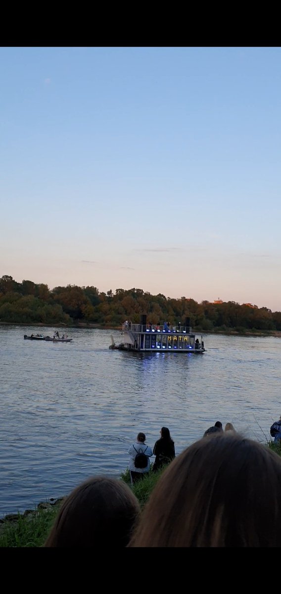 Crityourface tweet media