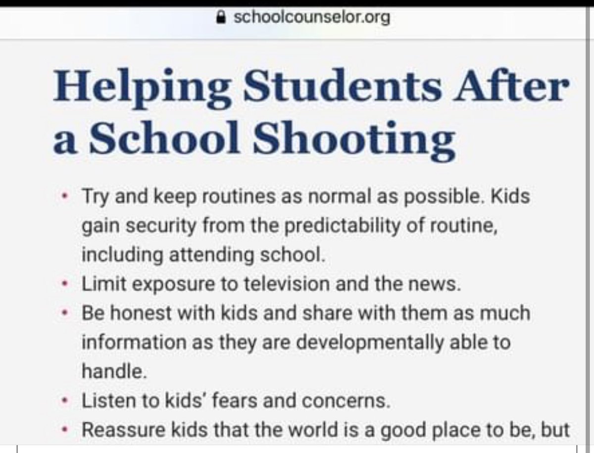 HillaryAgreen's tweet image. 😔