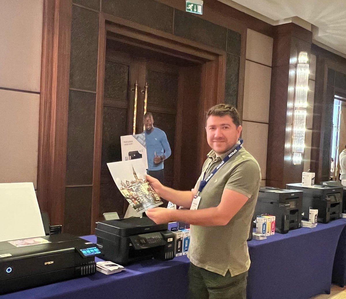 uncuoglu_ali's tweet photo. #epson ‘nun yeni ürün tanıtımı etkinliğinden …
#epsontr #printer #projeksiyon #yazıcı #plottertwitter #etiket #Sublime #Scanner #barkod #ecotank #inkjet @tasdelen2007 @epsonTR https://t.co/IGF0aTI8O9