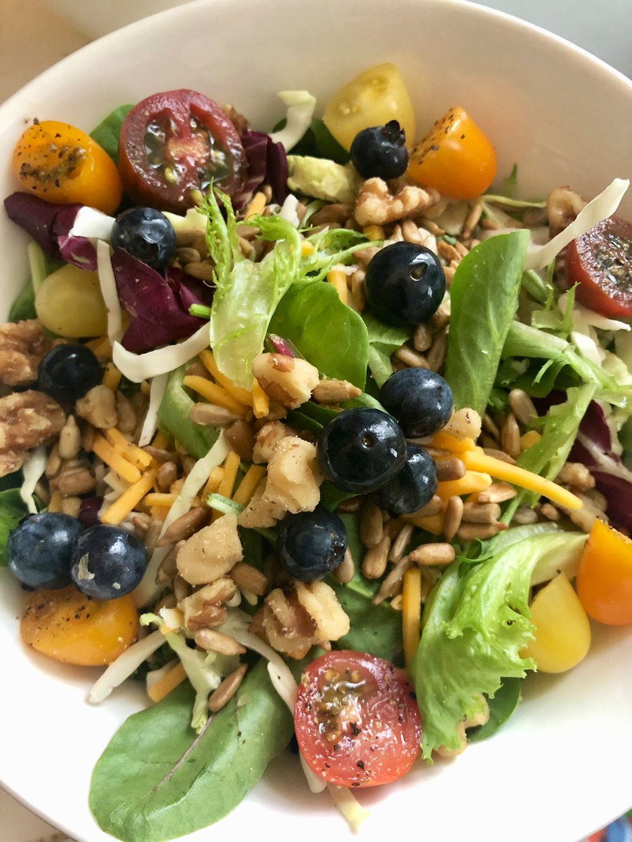 Leigh Tobes tweet media