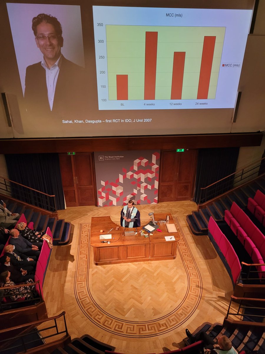 prokarurol's tweet image. An incredible evening celebrating translational research ⁦⁦@KingsCollegeLon⁩ ⁦@kingshealth⁩ &amp;amp; ⁦@UCLIoN⁩ on the science underpinning #overactivebladders and #botox injections

In the iconic theatre ⁦@Ri_Science⁩ 

King James IV lecture ⁦⁦@RCSEd⁩