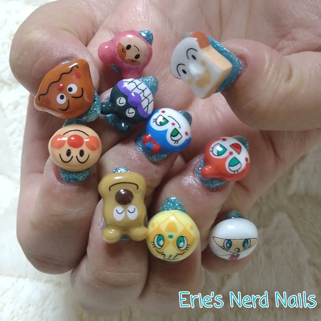 Erie S Nerd Nails お客様ネイル お持ち込みパーツ パーツというかボタン でかわいい ありがとうございました ネイル 痛ネイル キャラネイル ネイルアート 手描きイラスト 手描きネイル 手描き アート 模写 モチーフネイル 爪甲 3dネイル