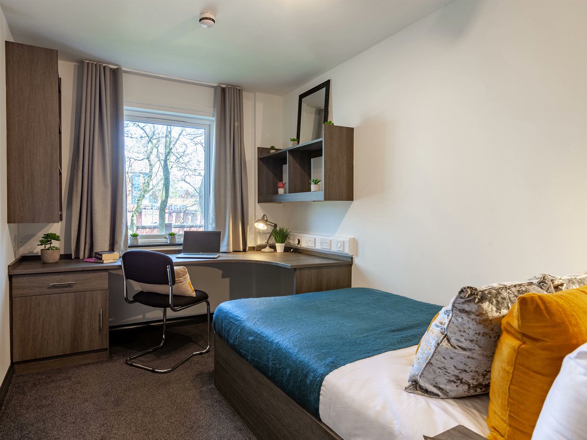 TSVPreston's tweet photo. PART 1/2 *Introducing our new Platinum Suites! Now available to book for 22/23, see link in bio. £112 for 44 weeks and £110 for 51 weeks.
#homesforstudents. #trinitystudentvillage. #preston. #studentaccommodation. #uclan. #uclansu. #studentliving. https://t.co/yaFzGK8BhU