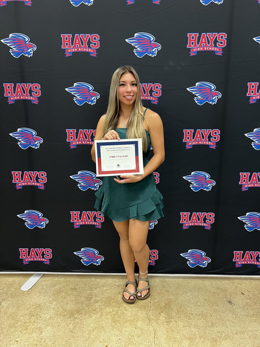 RuthAda65849069's tweet image. HABC Athletic Scholarship Award. So proud of you Emily!