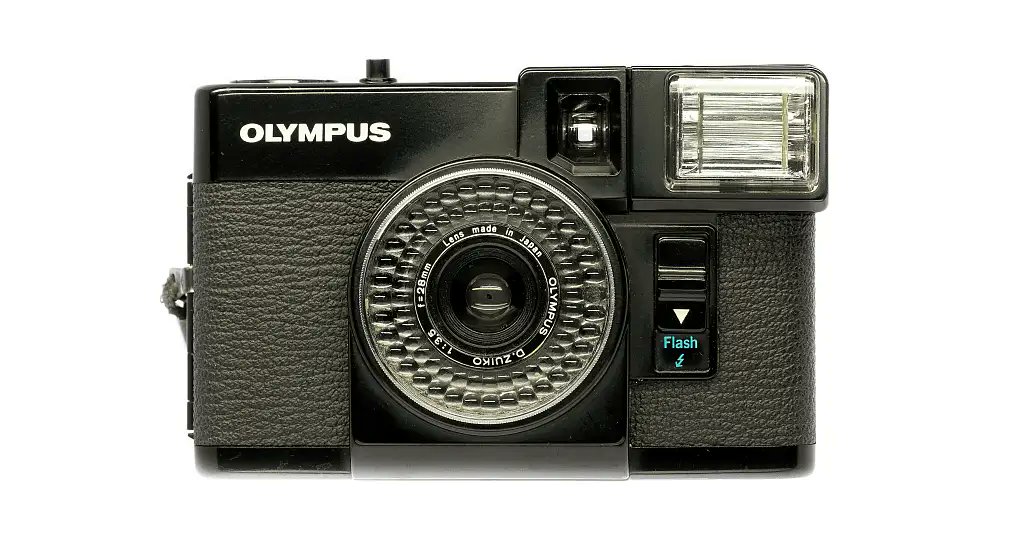 東京カメラリペア على تويتر "OLYMPUS PEN EF PENシリーズ最後のフィルムカメラ 発売年：1981年（昭和56年