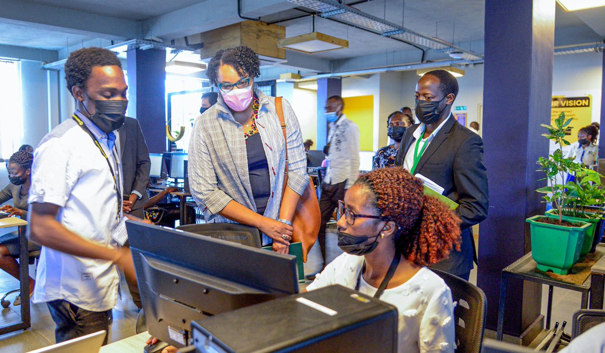 USAmbUganda's tweet photo. 1/2 Impressed by the work of 🇺🇸 tech company  @SamaAI in Gulu, creating 280+ jobs (more than 500 total across 🇺🇬); developing tech &amp; other skills; &amp; having a ➕ impact on the community. Sama’s work in Artificial Intelligence #AI improves living conditions in🇺🇬 and around the 🌍. https://t.co/T8k3KrhjCE