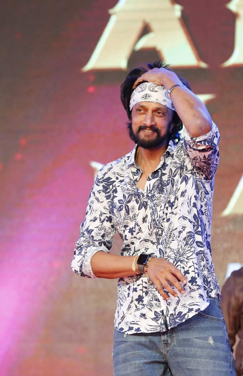 chamaraja_c's tweet photo. 100 days to go for Baadshah Bday ❤️

@KicchaSudeep #VikrantRona #RaRaRakkamma #KicchaBOSS
#VRonJuly28 #KicchaSudeep𓃵 https://t.co/0tuXM6JAH1