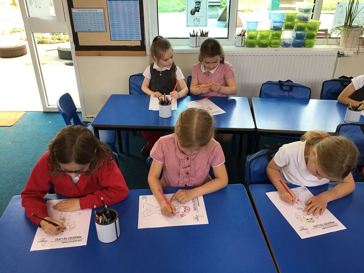 PSMPrimary's tweet photo. What an incredibly calm afternoon we’ve had! We completed our colouring competition - colouring Perry.  We also used water colours to paint our jubilee bunting and practiced the National Anthem ready for Friday. #psmps #Queen #B2022 #nationalanthem https://t.co/jq5uiK7FBp