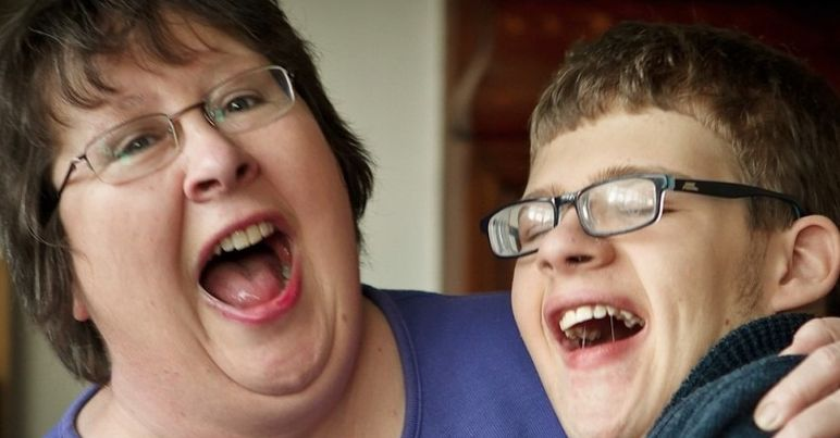 Bedfordlocalof1's tweet photo. FREE ONLINE talk from @CarersInBeds  @NewboldHopeVCB  Yvonne Newbold MBE on Managing Challenging Behaviour 26 May @ 7:30 pm - 9:30 pm To sign up visit https://t.co/3BXK5aFJw6 https://t.co/LR8l5jHtZz