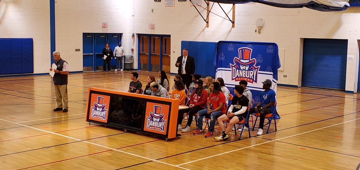 <a href="/brenynbozz/">Brenyn Boswell🤴🏽</a> made it official today! Congrats on his commitment to <a href="/CortlandFB/">SUNY Cortland Football</a> &amp; congrats to all the Danbury student athletes signing today. Each of them had their own journeys &amp; obstacles to overcome to be here but they all made it!! #TheHatterWay