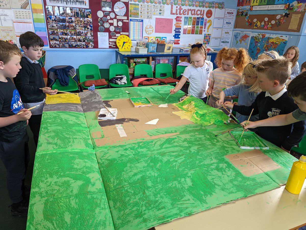 Miss Mitchell tweet media