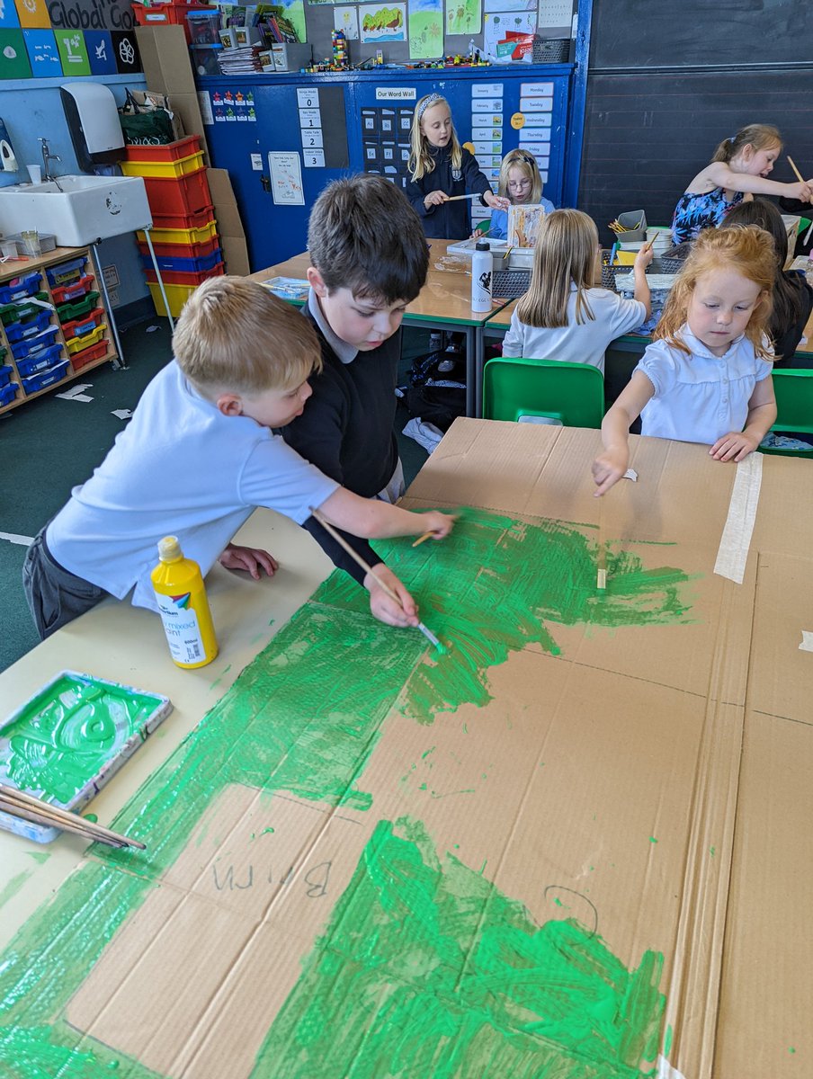 Miss Mitchell tweet media