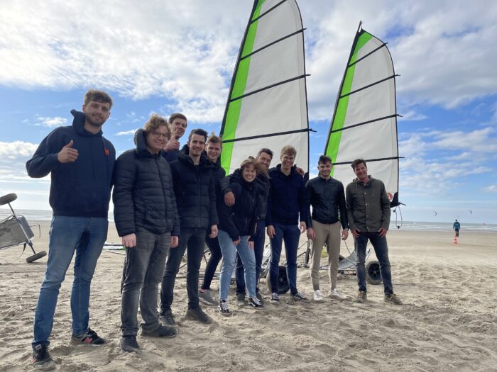 In mei 2017 startte de droom van twee ondernemers. Nu, 5 jaar later, is Kobalt gegroeid naar een Digitale Agency met 10 collega’s en schitterende opdrachtgevers. Trots! We blikken terug en kijken vooruit in deze blog: inside.kobaltdigital.nl/wij-bestaan-5-… 
#hiephiephoera #5jaar #mijlpaal