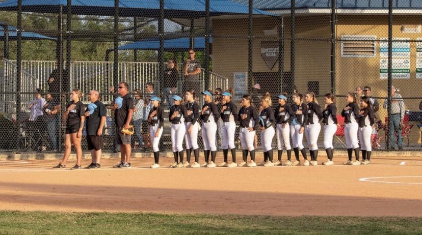 A wonderful season with these girls with an ending record of 21-5. Getting ready for summer season❤️<a href="/CoachKatieC5/">Coach Katie</a> <a href="/StinaMcC7/">Kristina McCain</a> <a href="/LindsayFico/">Lindsay Fico</a> <a href="/defo25/">Stephanie DeFeo</a> @PurdueCoachD <a href="/CoachStanton/">Shonda Stanton</a> @CoachPatrick_ <a href="/bridgetorchard/">Bridget Orchard</a> <a href="/sdoepking11/">Shannon</a> <a href="/CoachStrinz/">Sami Strinz-Ward</a> <a href="/UofL_CoachHolly/">Holly Aprile</a> <a href="/CoachBee9/">Mike Larabee</a>