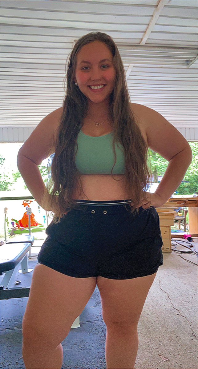 brittcb04's tweet photo. Happy, healthy and 25 🥳 

thanks to everyone who wished me a happy bday yesterday. https://t.co/lJeAb8l9DU